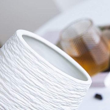 Elegant Eweeh Ceramic Vase for Modern Home Decor