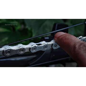 SILCA Super Secret Bike Chain Lube | Liquid Chain Wax to Clean, Smooth. and Silence | Ultra Fast Bicycle Chain Lube | Dry Chain lube for Friction Reduction and Improved Wattage Output (2oz Bottle)