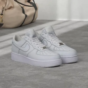 Stylish Nike AIR Force 1 '07 Basketball Shoes for Everyone