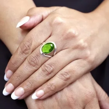 JEWELOPORIUM Green Peridot Quartz Silver Ring Size 6