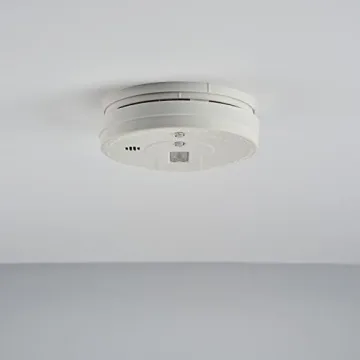 Kidde Smoke Detector with Safety Light and Dual Batteries