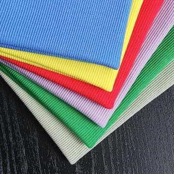 Artfish Women's Sleeveless Tank Top Form Fitting Scoop Neck Ribbed Knit Basic Cami Tight Fitted Bright Red, S