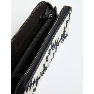 Idyllwind Women's Caraway Wallet - Chic and Functional