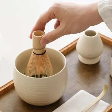 Matcha Whisk Set, Ceramic Matcha Bowl & Whisk Holder, Bamboo Accessory, Modern Design (Matte Crème)