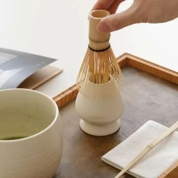 Matcha Whisk Set, Ceramic Matcha Bowl & Whisk Holder, Bamboo Accessory, Modern Design (Matte Crème)