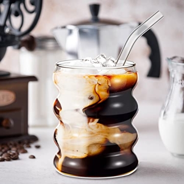 Stylish Ribbed Glass Set with Straws - 4 Pcs