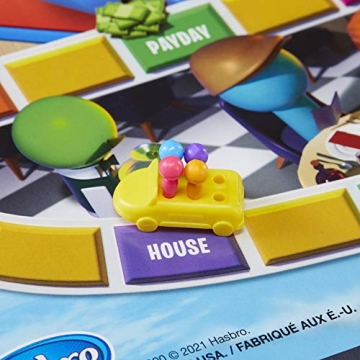 Hasbro Gaming The Game of Life - Classic Board Game