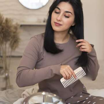 salbsever Tortoise Shell Wide Tooth Detangling Comb for Women - Large Handmade Comb for Curly, Wet, Dry, Straight, and Long Hair