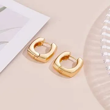 Small Gold Square Huggie Earrings Gold Hoop Earrings for Women Preppy Earrings Lightweight Chunky Gold Hoops Earrings for Gifts