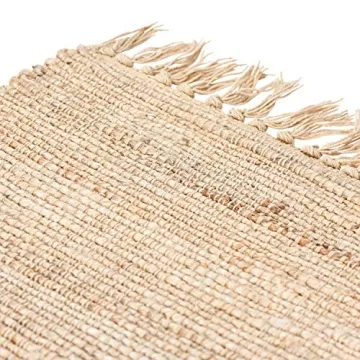 Stylish Natural Placemat with Tassels for Any Occasion