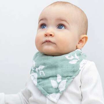 Bebe au Lait Classic Muslin Bandana Bib Set, Vintage and Modern Floral