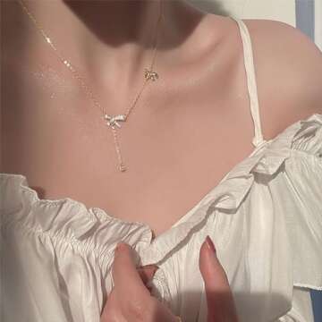 Bow Necklace Gold Charm Necklace Cute Bow Choker Pendant Necklace Gold Necklace for Women Bow Jewelry Gifts Dainty Necklace for Women Couple Gifts Valentines Day Outfit Women