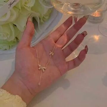 Bow Necklace Gold Charm Necklace Cute Bow Choker Pendant Necklace Gold Necklace for Women Bow Jewelry Gifts Dainty Necklace for Women Couple Gifts Valentines Day Outfit Women