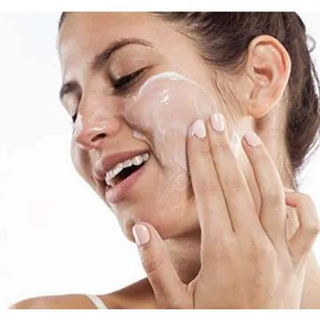 FarmHouse Fresh Mighty Brighty™ Vitamin C + Chamomile Brightening Mask