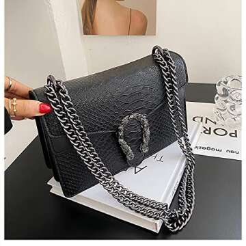 WWW2132 Luxury Handbag for Stylish Everyday Use