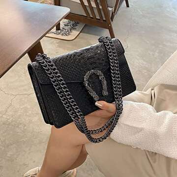 WWW2132 Luxury Handbag for Stylish Everyday Use