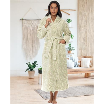 Alexander Del Rossa Women's Plush Hooded Bathrobe XL