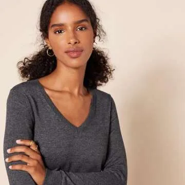 Amazon Essentials Women's Classic Lightweight V-Neck Sweater