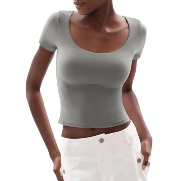 PUMIEY Women's Slim Fit Scoop Neck T-Shirt for Comfort and Style