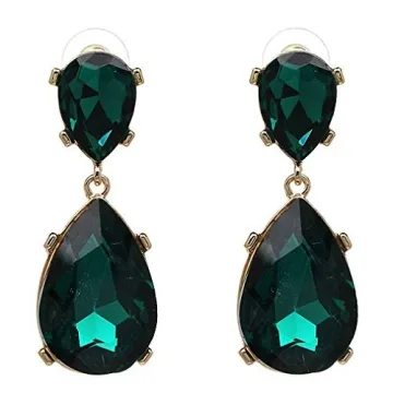 Exquisite Crystal Dangle Earrings for Elegant Occasions