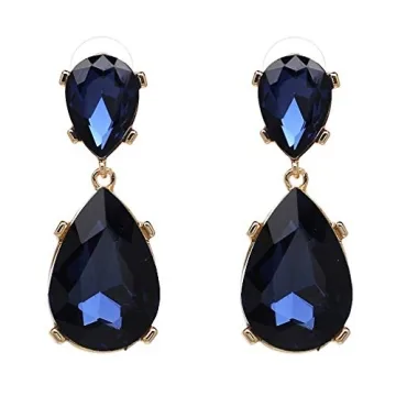 Exquisite Crystal Dangle Earrings for Elegant Occasions