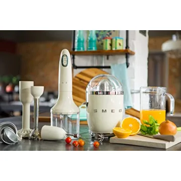 Stylish Smeg Citrus Juicer - Fresh Juice Made Easy