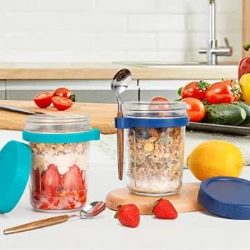 Xigugo Overnight Oats Jars, Overnight Oats Container with Lid and Spoon, 16 oz Cereal, Milk, Vegetable and fruit Salad Storage Container with Measurement Marks (green and blue)