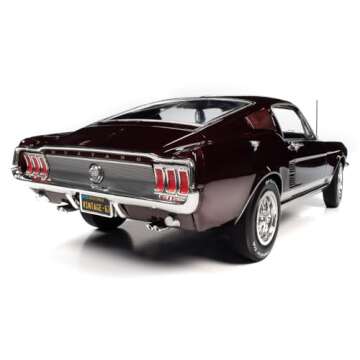 American Muscle 1967 Ford Mustang 2+2 GT 1:18 Scale Diecast