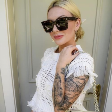 TAOTAOQI Vintage Women Oversized Sunglasses for Style