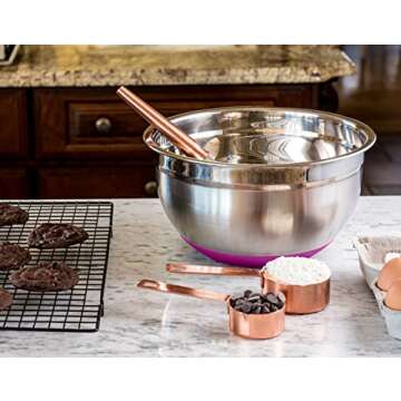 Bellemain Stainless Steel Non-Slip Mixing Bowls with Lids (4-Piece Set)