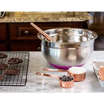 Bellemain Stainless Steel Non-Slip Mixing Bowls with Lids (4-Piece Set)