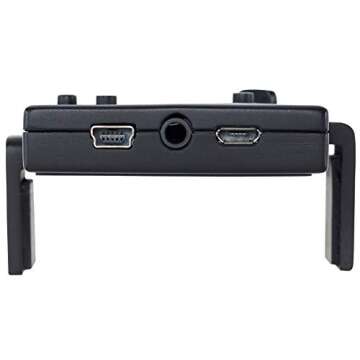 Samson Go Mic Mobile Digital Wireless System with Q8 Dynamic Handheld Mic/Transmitter with Extended Warranty Bundle