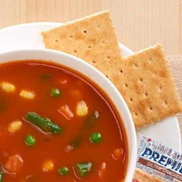 Premium Whole Grain Saltine Crackers, Healthy Snack Option