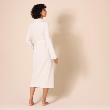 Amazon Essentials Women's Lightweight Waffle Robe for Comfort