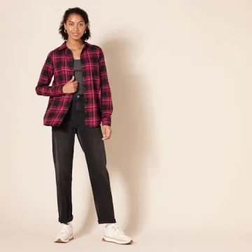 Amazon Essentials Women's Classic-Fit Plaid Flannel Shirt