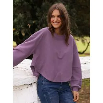 Stylish Women's Batwing Crop Top for Fall Wardrobe