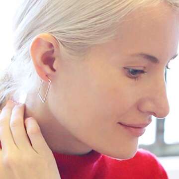 Humble Chic Square Hoop Earrings - Hypoallergenic & Stylish