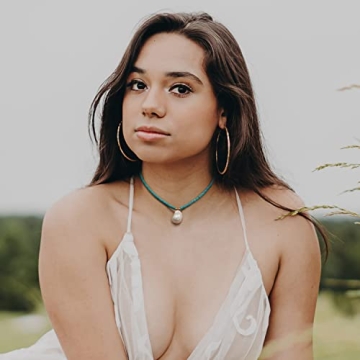 Turquoise Beaded Choker with Irregular Pearl Pendant for Women