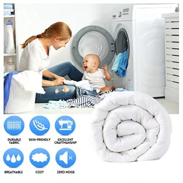 EASELAND Soft Oversized King Down Alternative Comforter