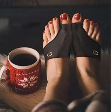 Copper Compression Bunion Relief Kit - Includes 1 Pair Each of Bunion Corrector Cushion Sleeves & Bunion Corrector Toe Splints - Pads & Straightens Bunions, Feet for Men & Women - Large/X-Large