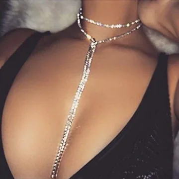 Jovono Rhinestone Choker Necklace for Women - Sparkly Elegance