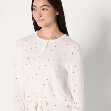 Cozy Sofia Grainge Women's Pajama Set for Comfort Lovers