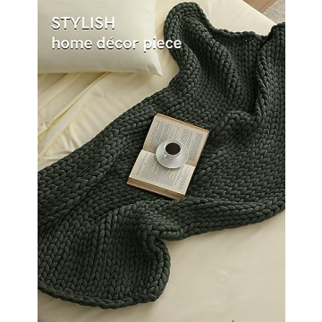 YnM Knitted Throw Blanket - Soft, Stylish Comfort