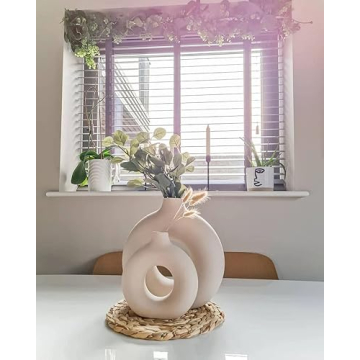 Elegant White Ceramic Circle Vase for Home Decor