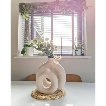 Elegant White Ceramic Circle Vase for Home Decor