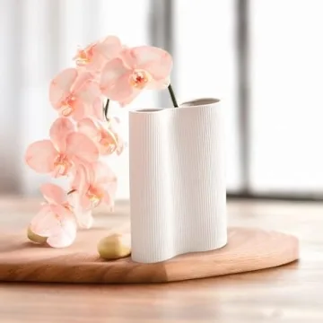 Luxe Infinity White Vase for Modern Flower Displays