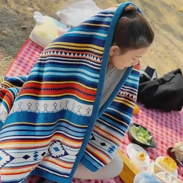 UKELER Boho Sherpa Throw - Plush Stylish Blanket for All