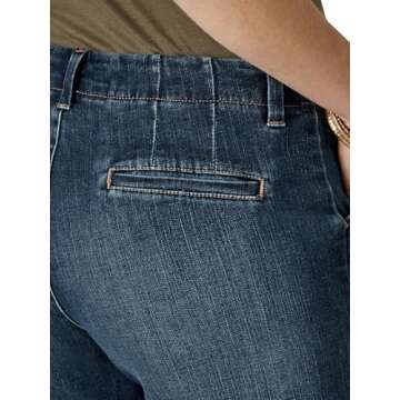 Lee Women's Legendary 5" Chino Shorts for Stylish Comfort