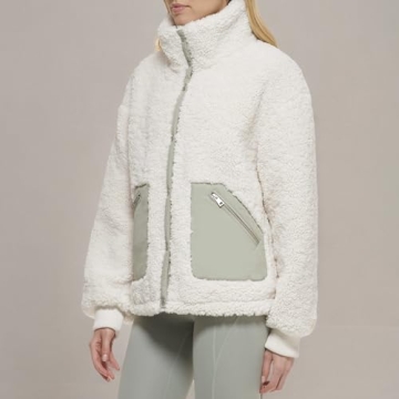 Levi's Women's Sherpa Teddy Jacket for Style and Comfort