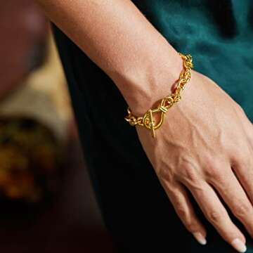 FRUMOS 18k Gold Plated Minimalist Bracelet for Women